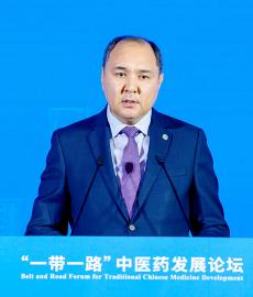 尼亚扎利耶夫·努兰